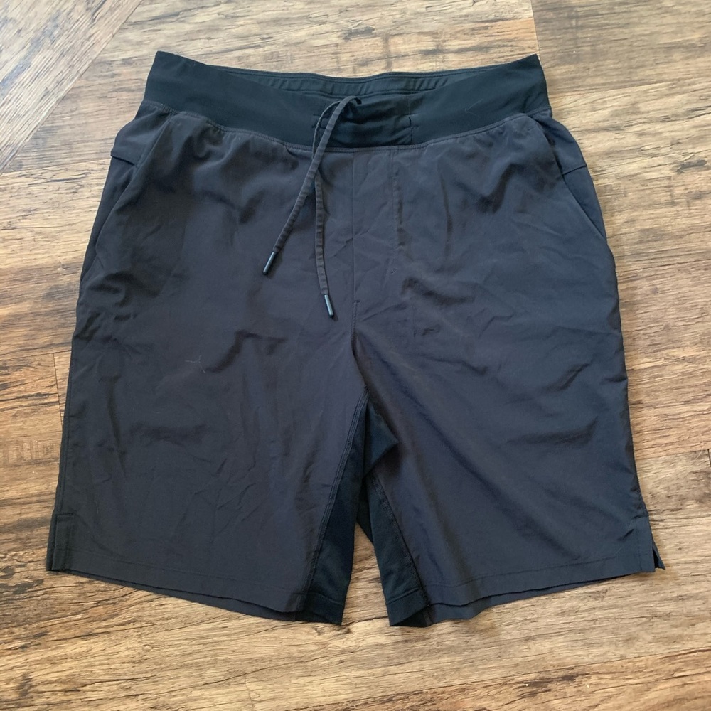 lululemon T.H.E. men’s short
